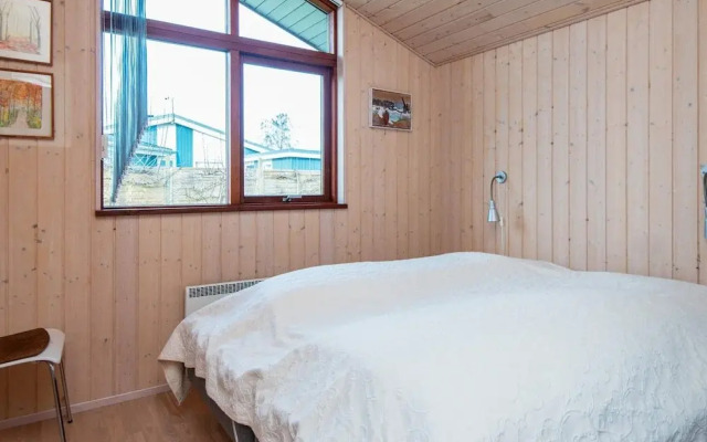 6 Person Holiday Home in Ronde-by Traum