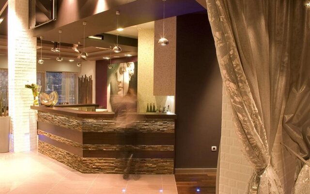 Hotel Diadem