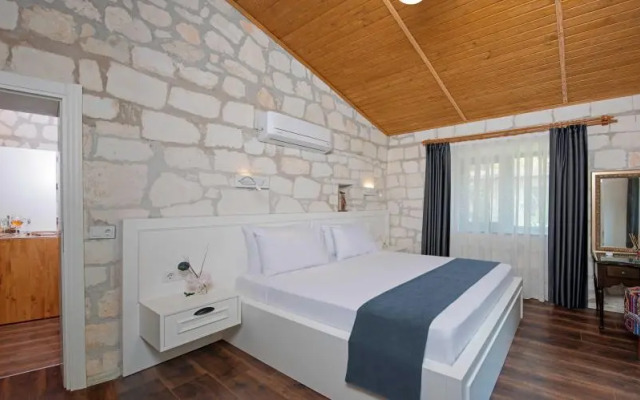 Yusalis Garden Hotel +12 Adult