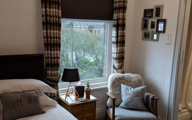 Broadwater Guest House