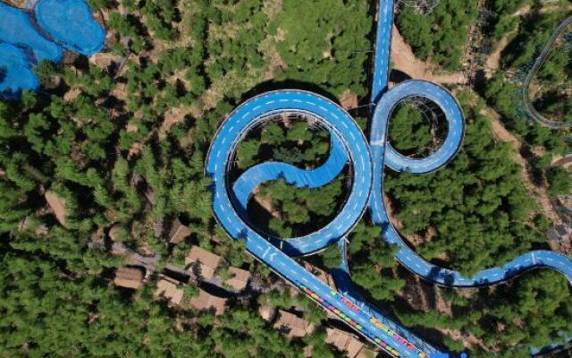 Yunshang Grassland Anji Yinxuanyuan Holiday Homestay