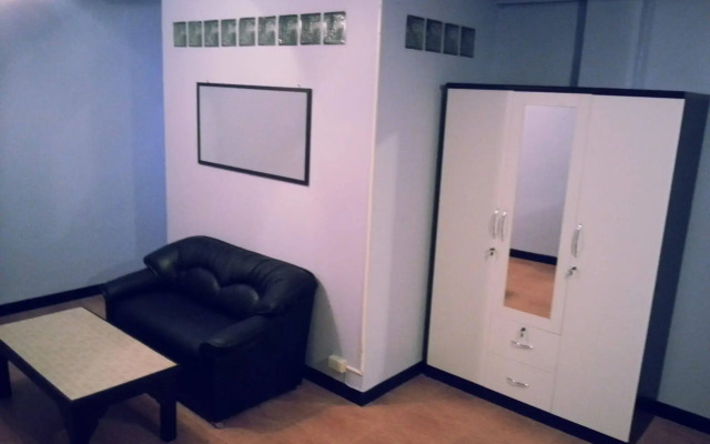 OYO 963 Sunshine Guesthouse