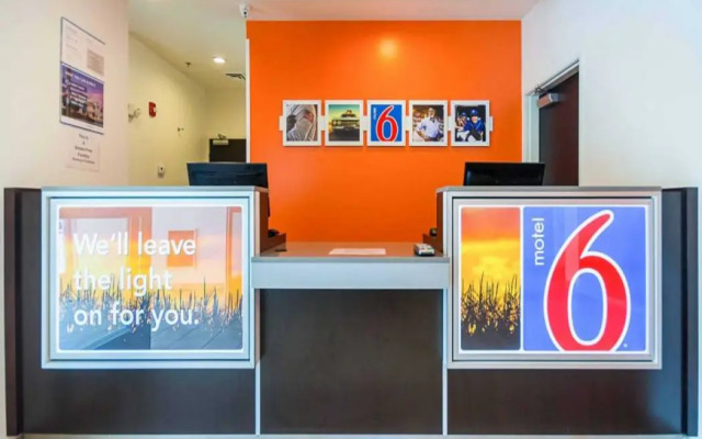 Motel 6 South Bend, IN - Mishawaka