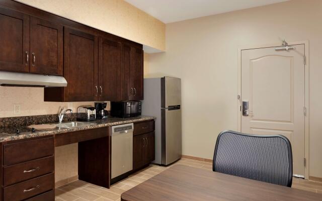 Homewood Suites by Hilton Kalamazoo-Portage