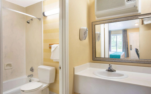 Days Inn By Wyndham Springville