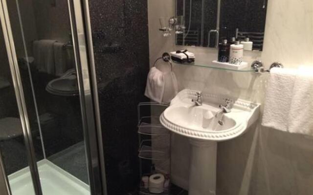 Aaran Lodge Guest House