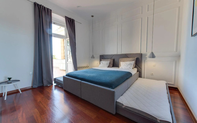 Luxury Seaview Apartment