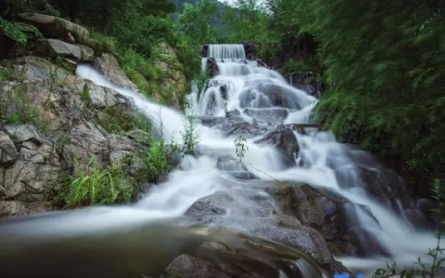 Vienna Hotel (Jinan Railway Station)