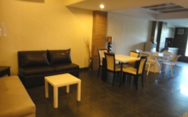 Baan Worachan Hotel