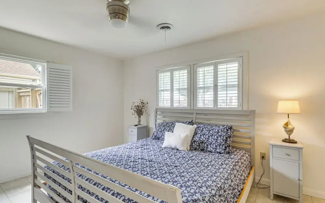 Riverfront Fun: Quiet Home Near Hampton Coastline
