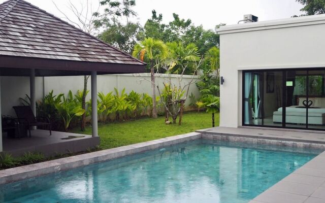 Villa Somewhere Phuket Layantara