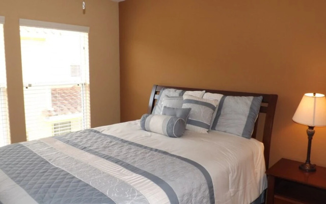 Compass Bay 5157