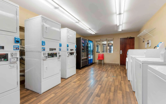 Extended Stay America Suites Buffalo Amherst