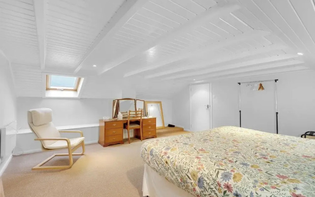 Hill House Hideaway - North East Escapes