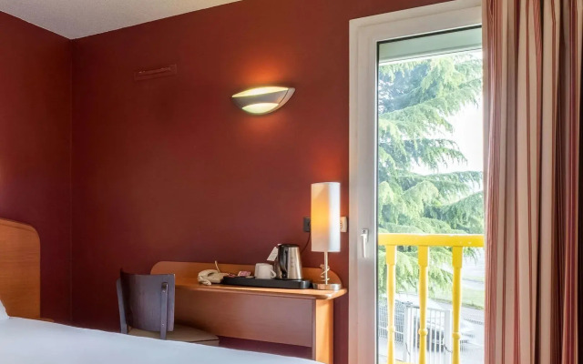 Sky Hotel Goussainville Charles de Gaulle - ex Comfort Hotel