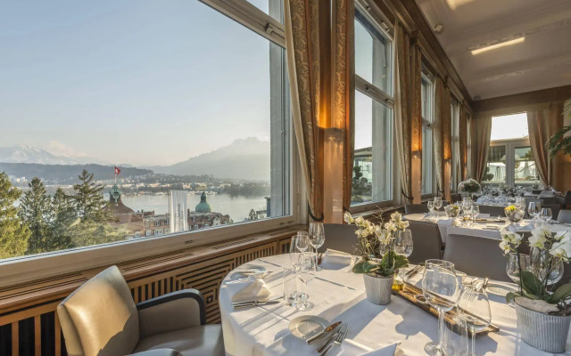 Penthouse by Art Deco Hotel Montana