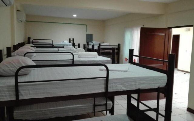Hostel Alme