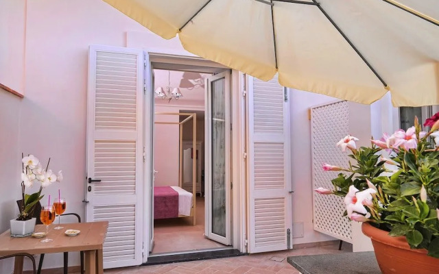 Villa Giardini Luxury Room