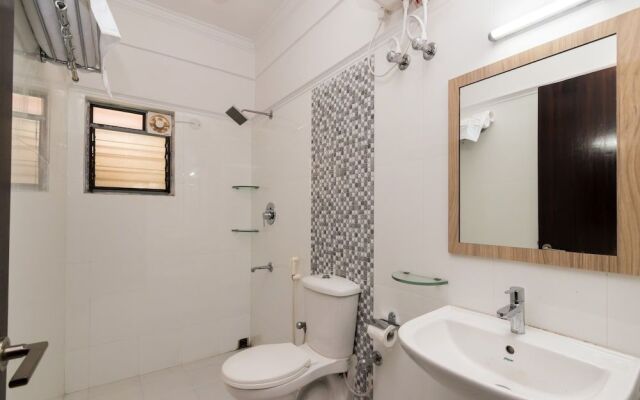 OYO 8818 Coral Residency Newtown