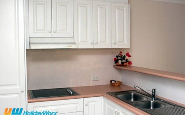 Regent Court Holiday Apartments