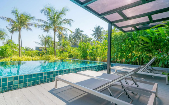 SEAnery Beach Resort
