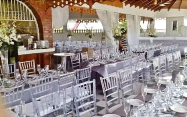 Village Hotel