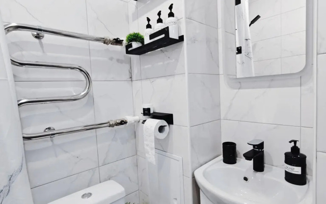 Спите как дома на улице Ивана Захарова 18/1