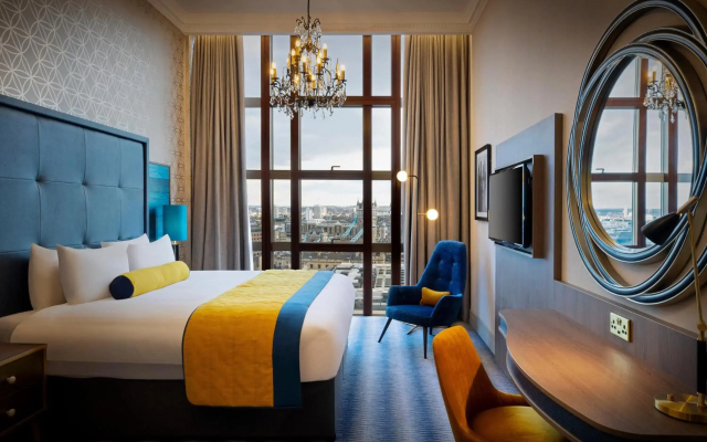 Leonardo Royal Hotel London City