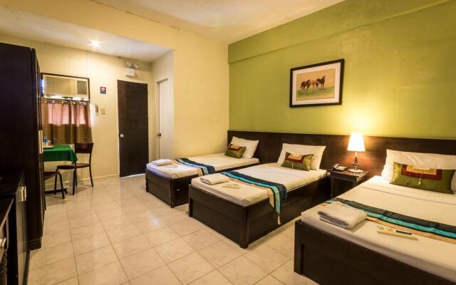 RedDoorz Plus near Mendoza Park