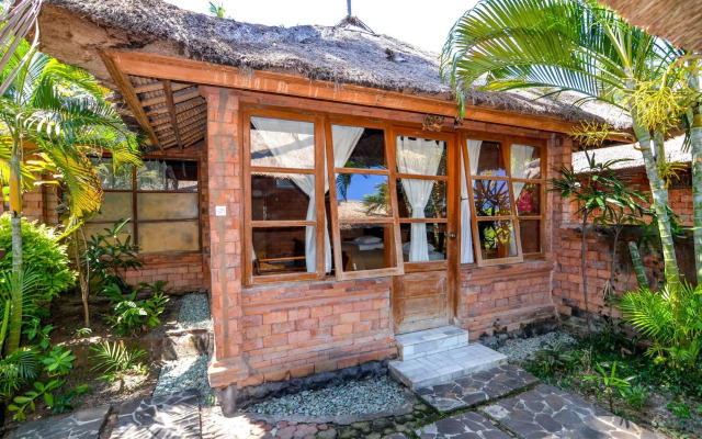 Ida Beach Village Candidasa