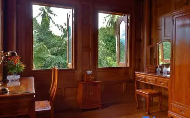 Parn Dhevi Riverside Resort & Spa