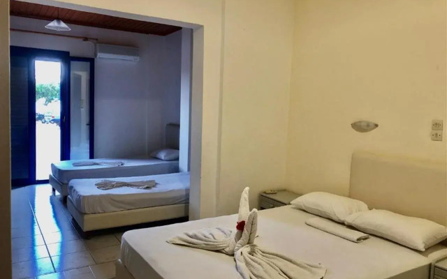 Hotel Flisvos