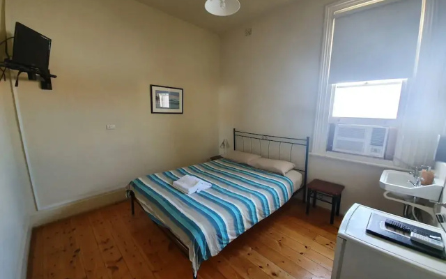 Port Lincoln Pier Hotel
