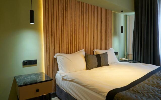 Polek Hotel