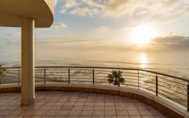 Premier Hotel Regent