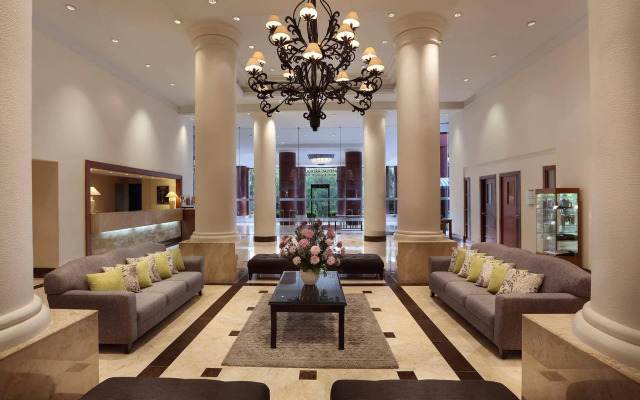 Aryaduta Lippo Village