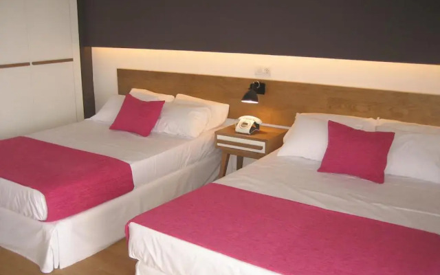 Hotel Brisamar Suites
