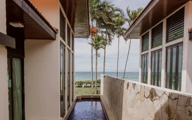 Borneo Beach Villa & Suite