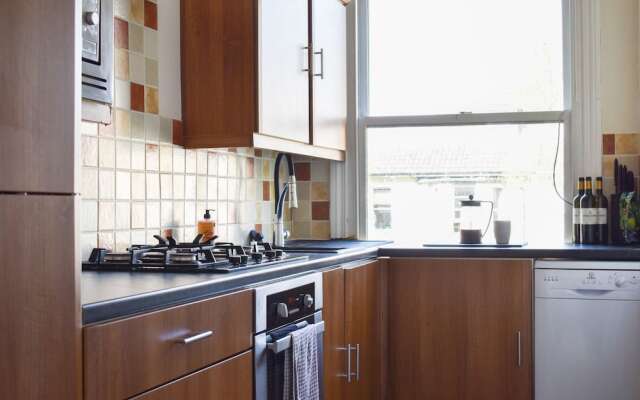Spacious 3 Bedroom Hove Apartment