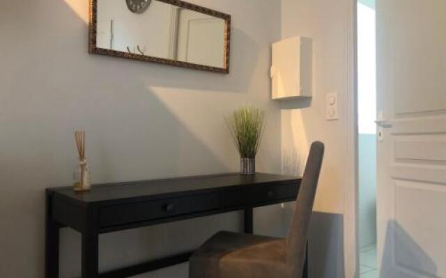 Studio Renove Dans Le Centre Ville