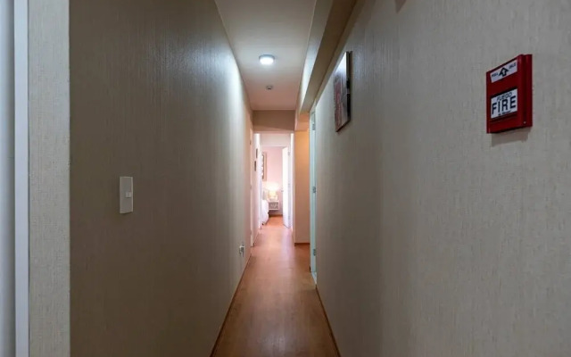 Ur Place Rentals - Modern 3bdrm, Swimming Pool And Gym