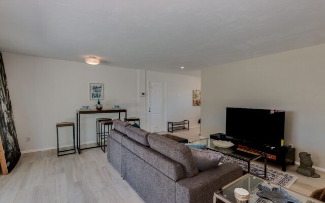 Hazelwood 2 Bedrooms 2 Bathrooms Home