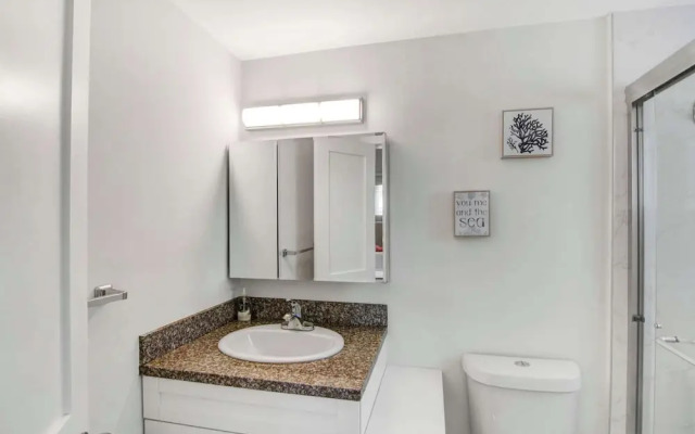 Waterfront Oasis w/ Enclosed Pool!