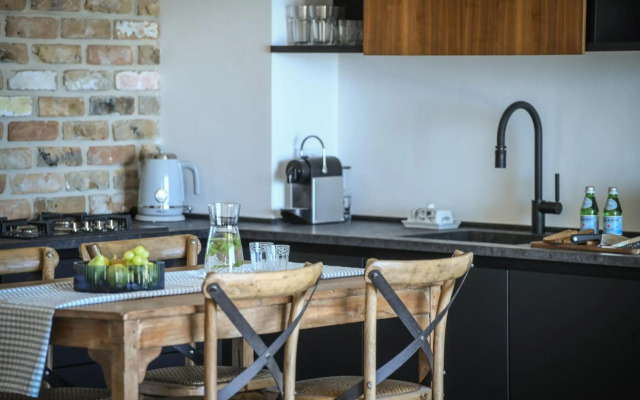 Grand Apartment with Amazing Balcony with Sea View