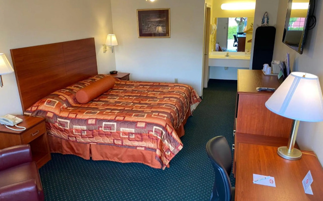 Country Hearth Inn & Suites Union City