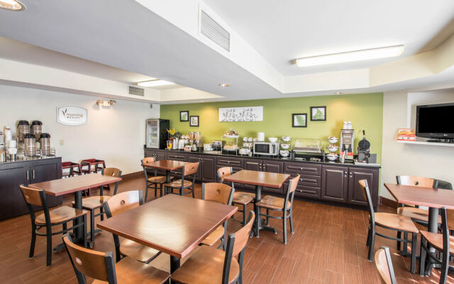 Sleep Inn & Suites