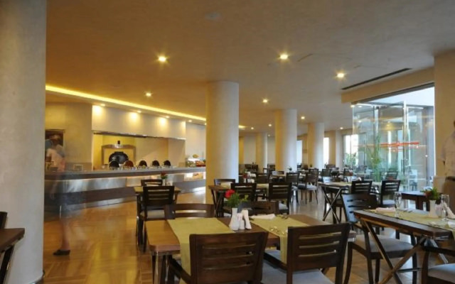 Sunrise Hotel