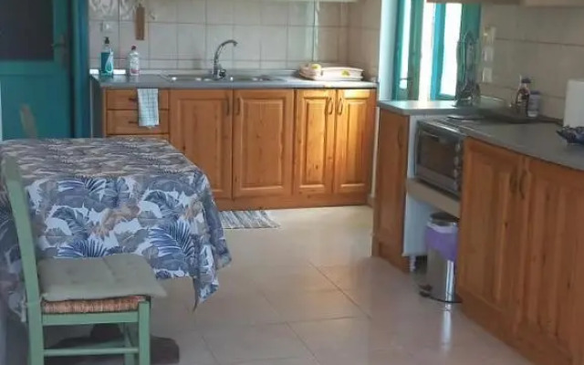 Andreas Apartments