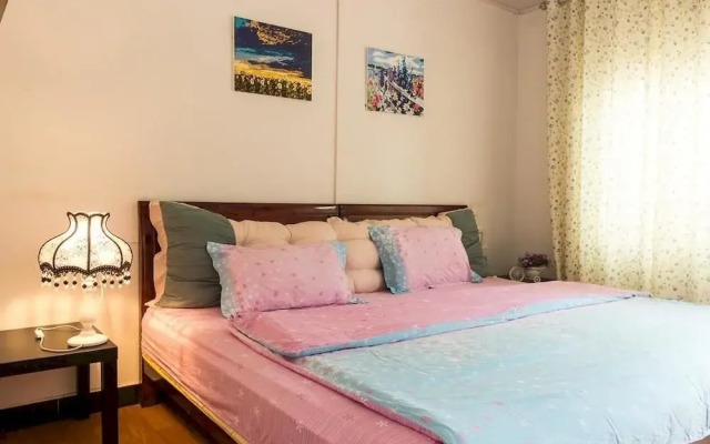Weizhou Island Chujian Inn