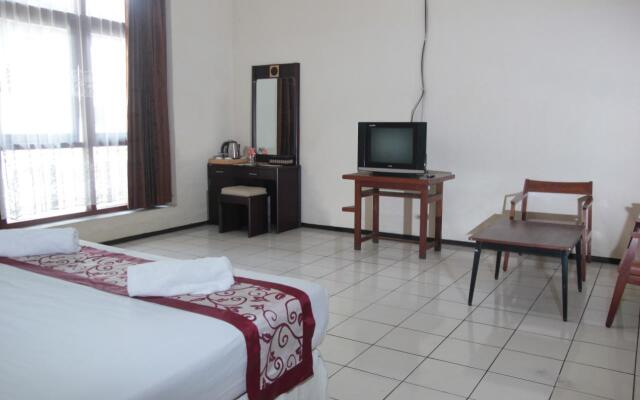 D'Emmerick Budget Hotel